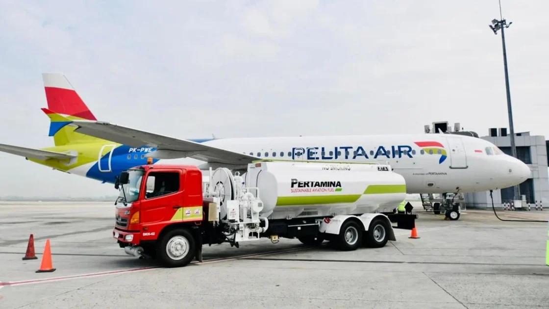 Gibran Tinjau Produksi 11 Juta Liter SAF dari Minyak Jelantah