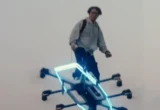 Pemuda China Ciptakan Hoverboard Mirip Green Goblin di Film