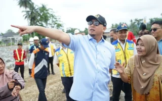 Andre Rosiade Pantau Pemulihan Pascabanjir di Padang