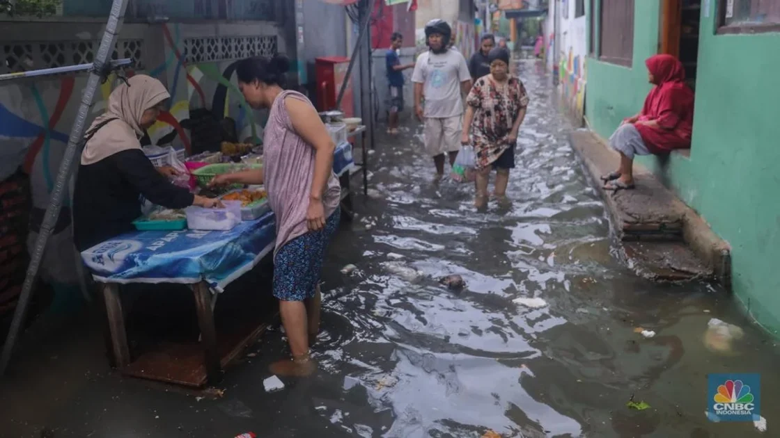 Peringatan Dini BMKG: Waspada Hujan Lebat dan Angin Kencang