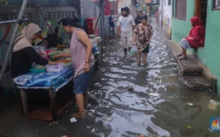 Peringatan Dini BMKG: Waspada Hujan Lebat dan Angin Kencang