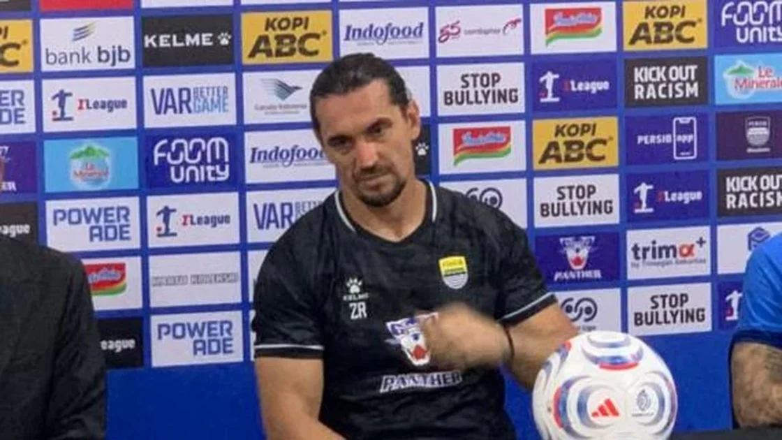 Persib Tanpa Pelatih Igor Tolic Saat Menjamu Isen Mulang